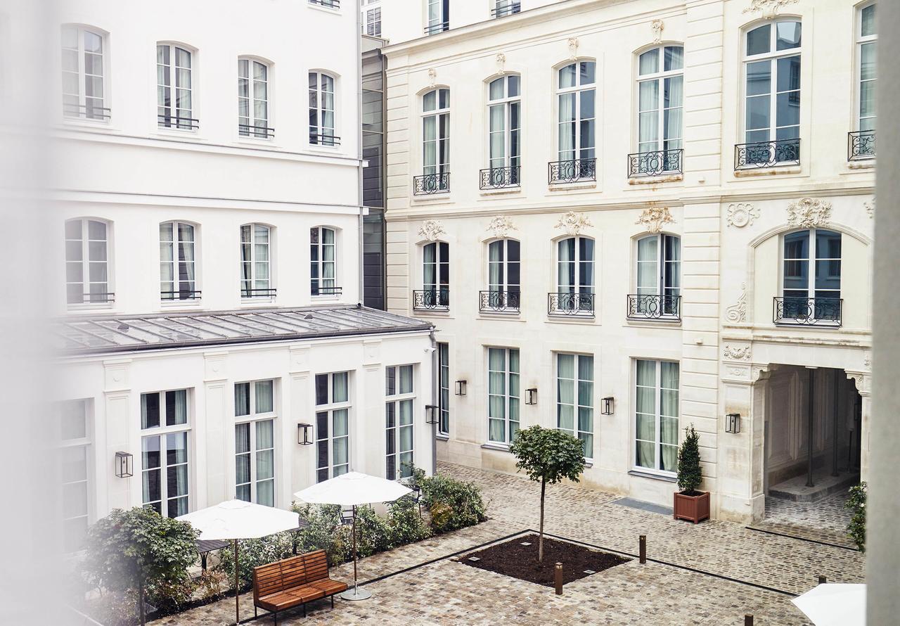 Roomy with Garden View
